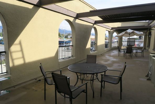 Walnut Hill Center: 185 N Hill Ave, Pasadena, CA 91106